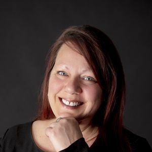 Meet your Posher, Marie-josée